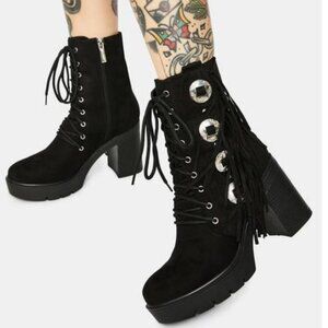 AZALEA WANG "THE MANHATTAN" Size: 10 LACE UP BOOTIE IN BLACK (Fast ship)